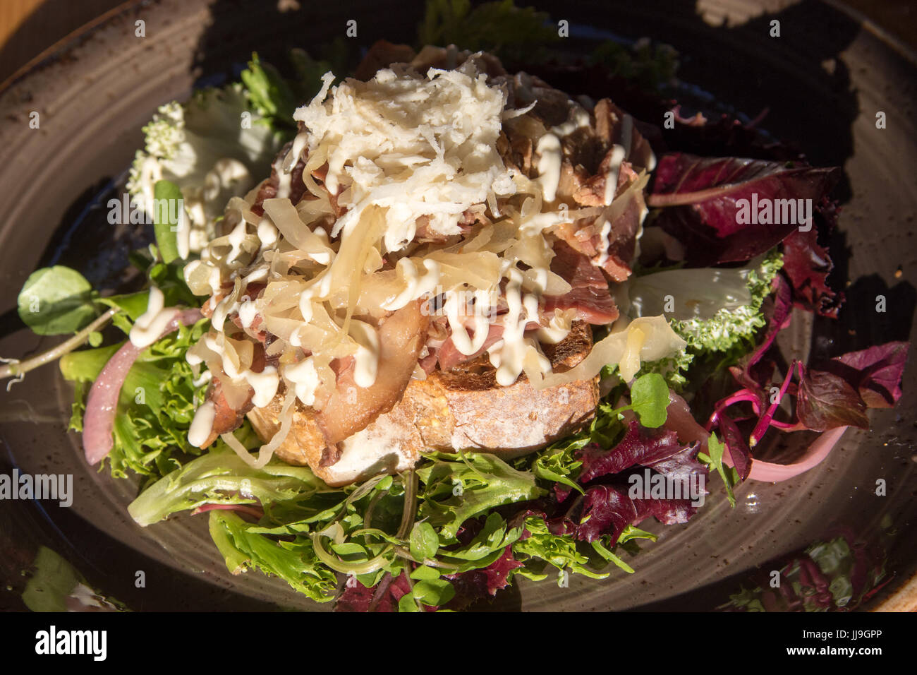 Geräucherte Bio-Rindfleisch Bruststück Restaurant Nomad, Vancouver, Kanada Stockfoto