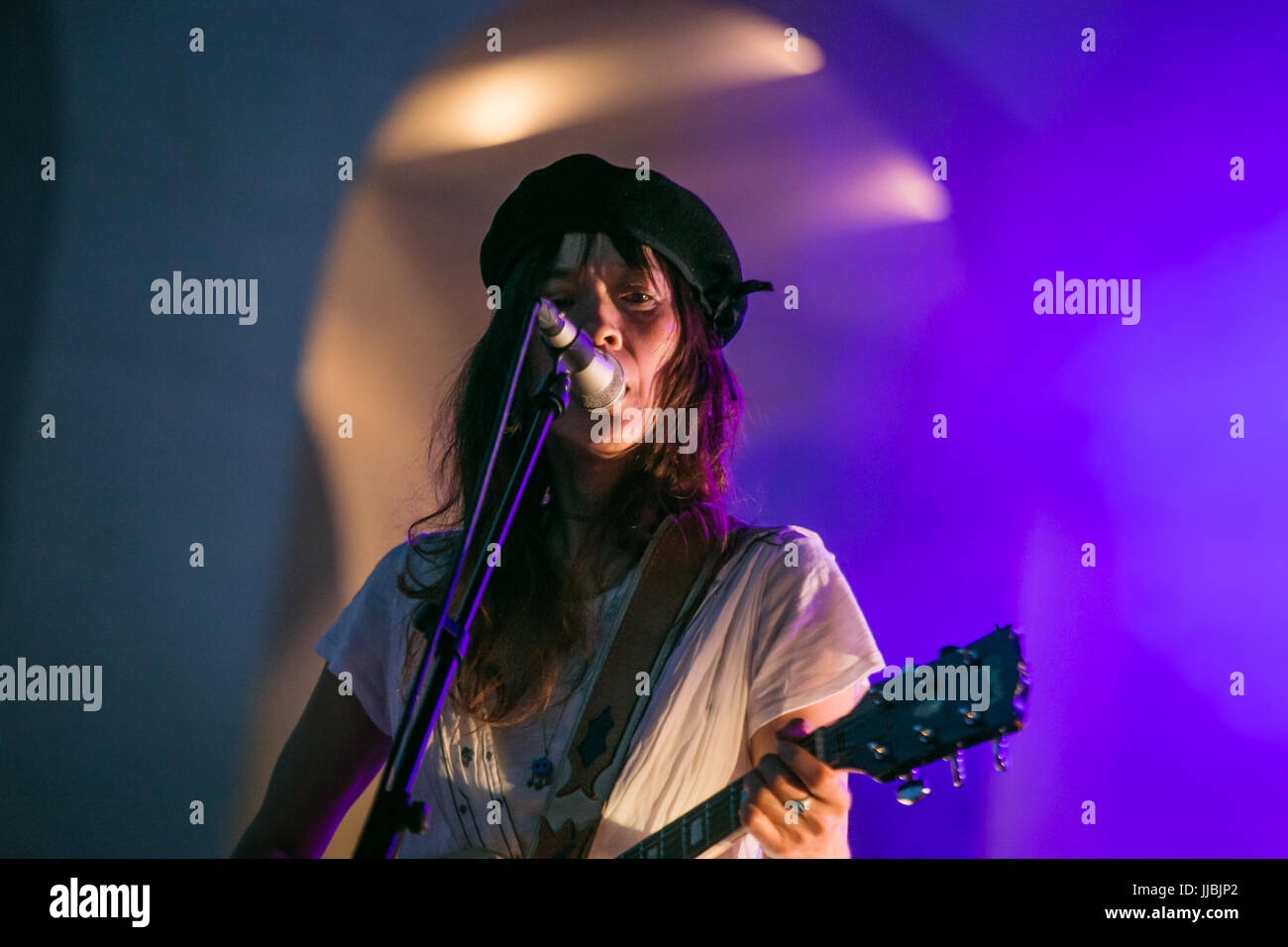 Mailand, Italien. 18. Juli 2017. Blonde Redhead führen live in Mailand. Bildnachweis: Daniele Baldi/Pacific Press/Alamy Live-Nachrichten Stockfoto