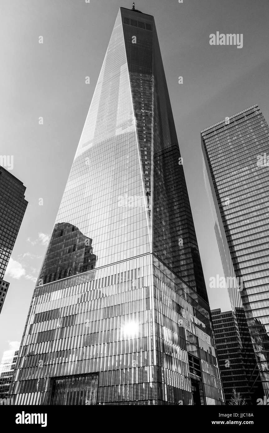 One World Trade Center - der neue Wolkenkratzer - MANHATTAN - NEW YORK - 2. April 2017 Stockfoto