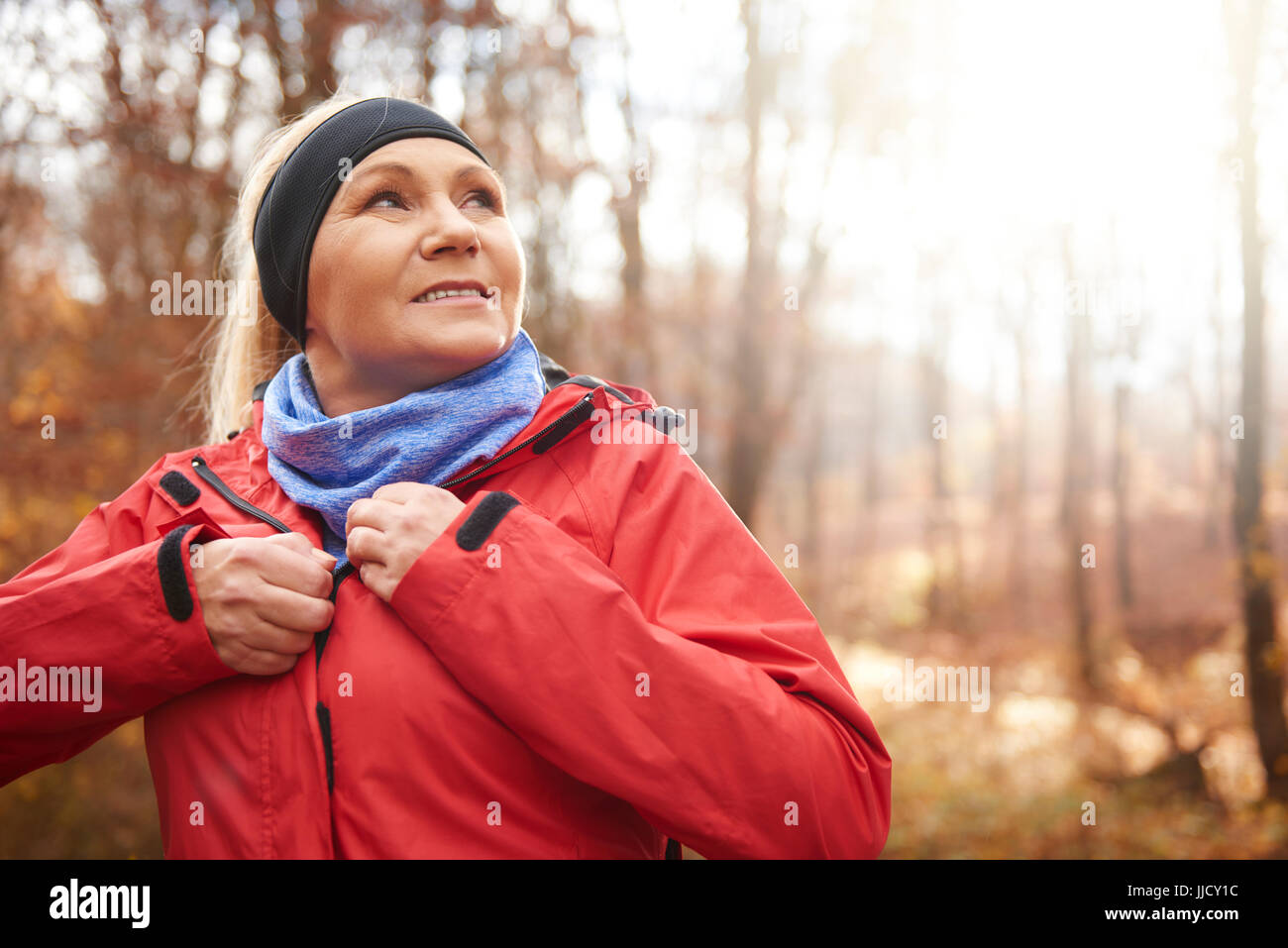 Nahaufnahme eines weiblichen senior Läufer im freien Stockfoto