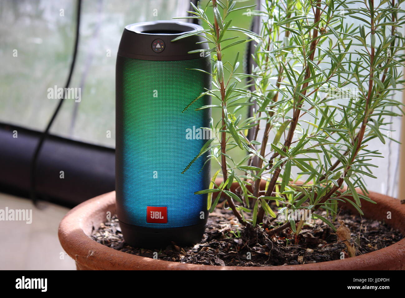 JBL Pulse Bluetooth-Lautsprecher Stockfoto