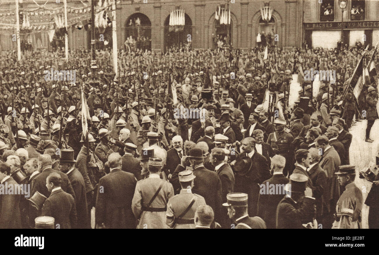 Präsident Poincare dekorieren Kriegshelden, Paris 1919 Stockfoto