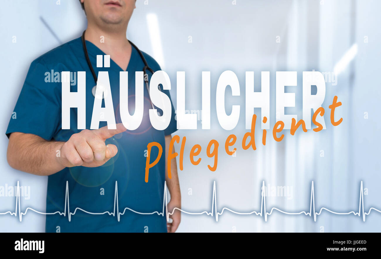 Haeuslicher Pflegedienst (im deutschen nationalen Gesundheitsdienst) Arzt zeigte auf Viewer mit Herzfrequenz-Konzept. Stockfoto