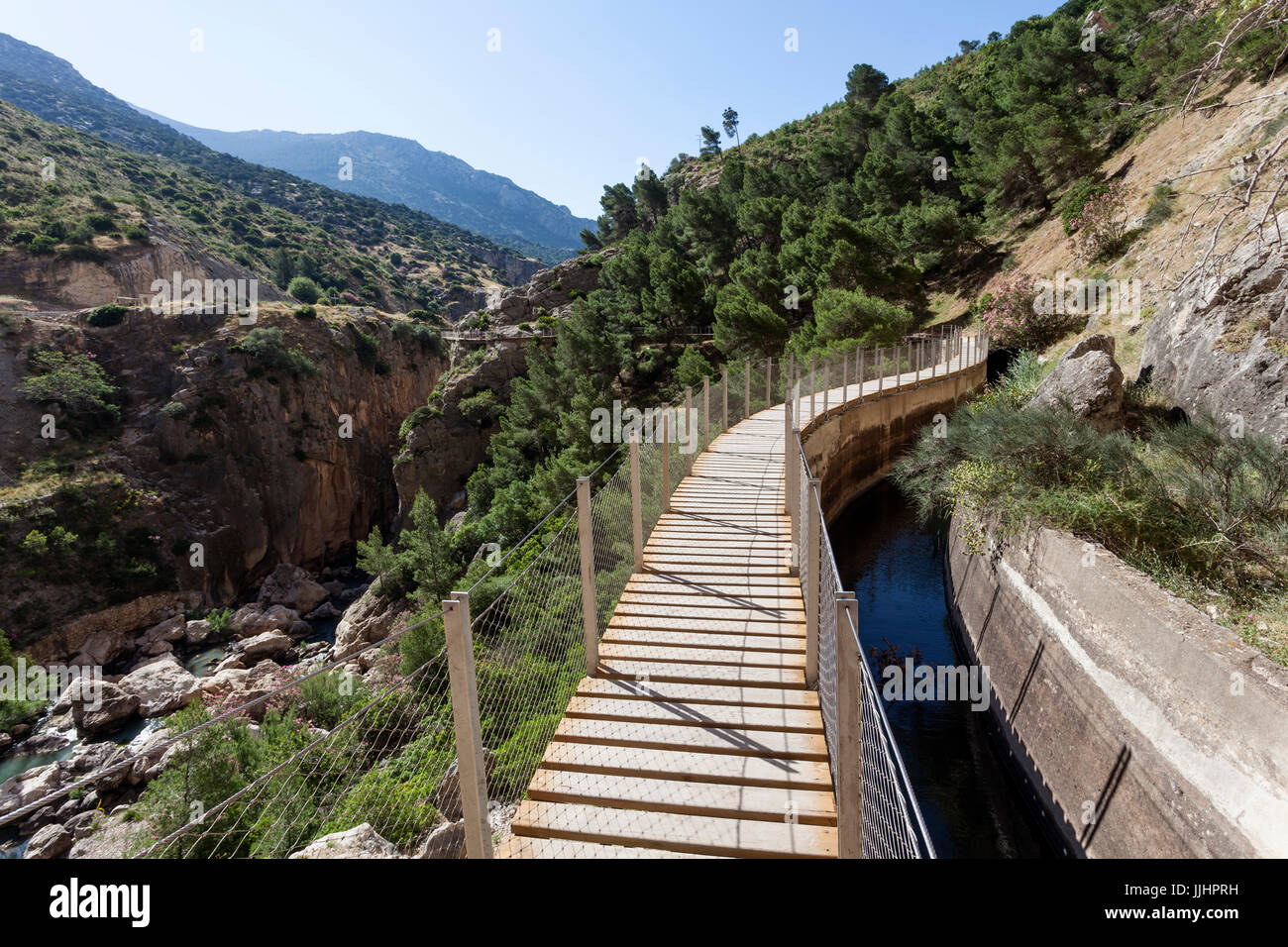 Wanderweg 'El Caminito del Rey" - King's Little Pfad, ehemaliger weltweit gefährlichste Wanderweg, wurde im Mai 2015 wieder eröffnet. Ardales, Malaga provinc Stockfoto