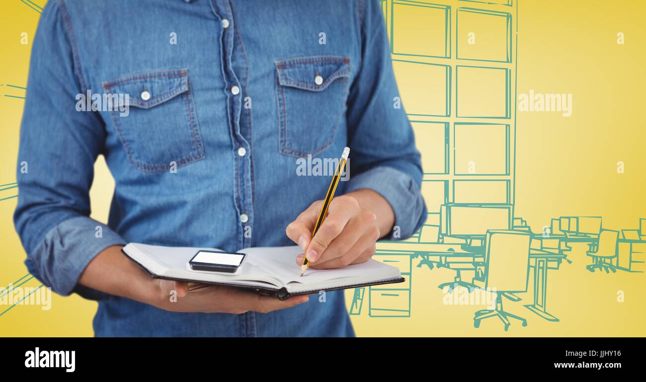 Tausendjährige Mann Mitte Abschnitt schreiben gegen gelbe und blaue Hand gezeichnet Büro Stockfoto