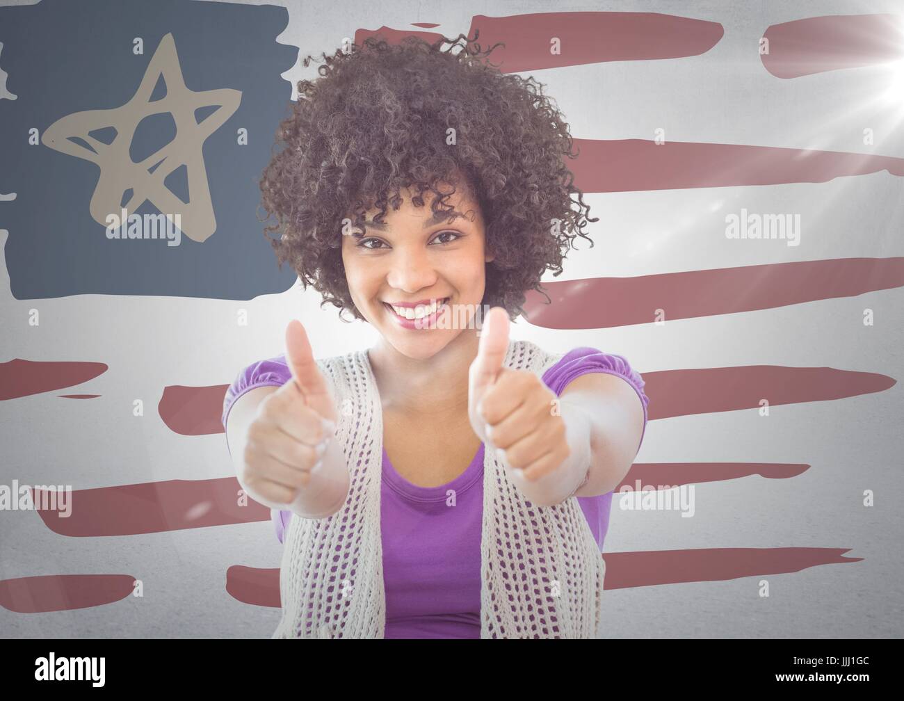 Frau mit zwei Daumen gegen amerikanische Flagge Hand gezeichnet und weiße Wand mit flare Stockfoto