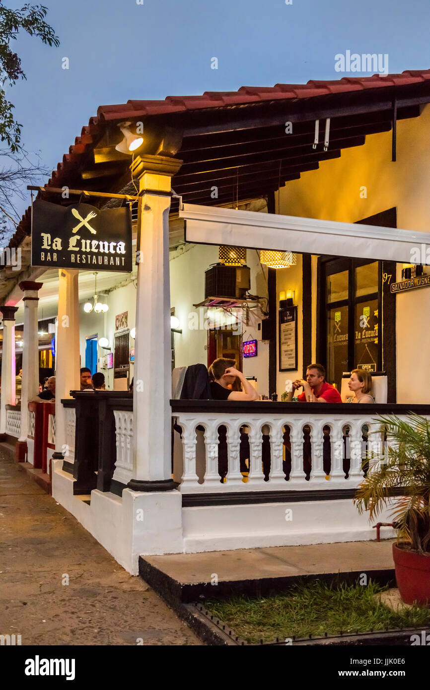 Restaurants sind durch die vielen Touristen gedeihen, die Vinales Nationalpark - VINALES, PINAR DEL RIO, Kuba zu besuchen Stockfoto