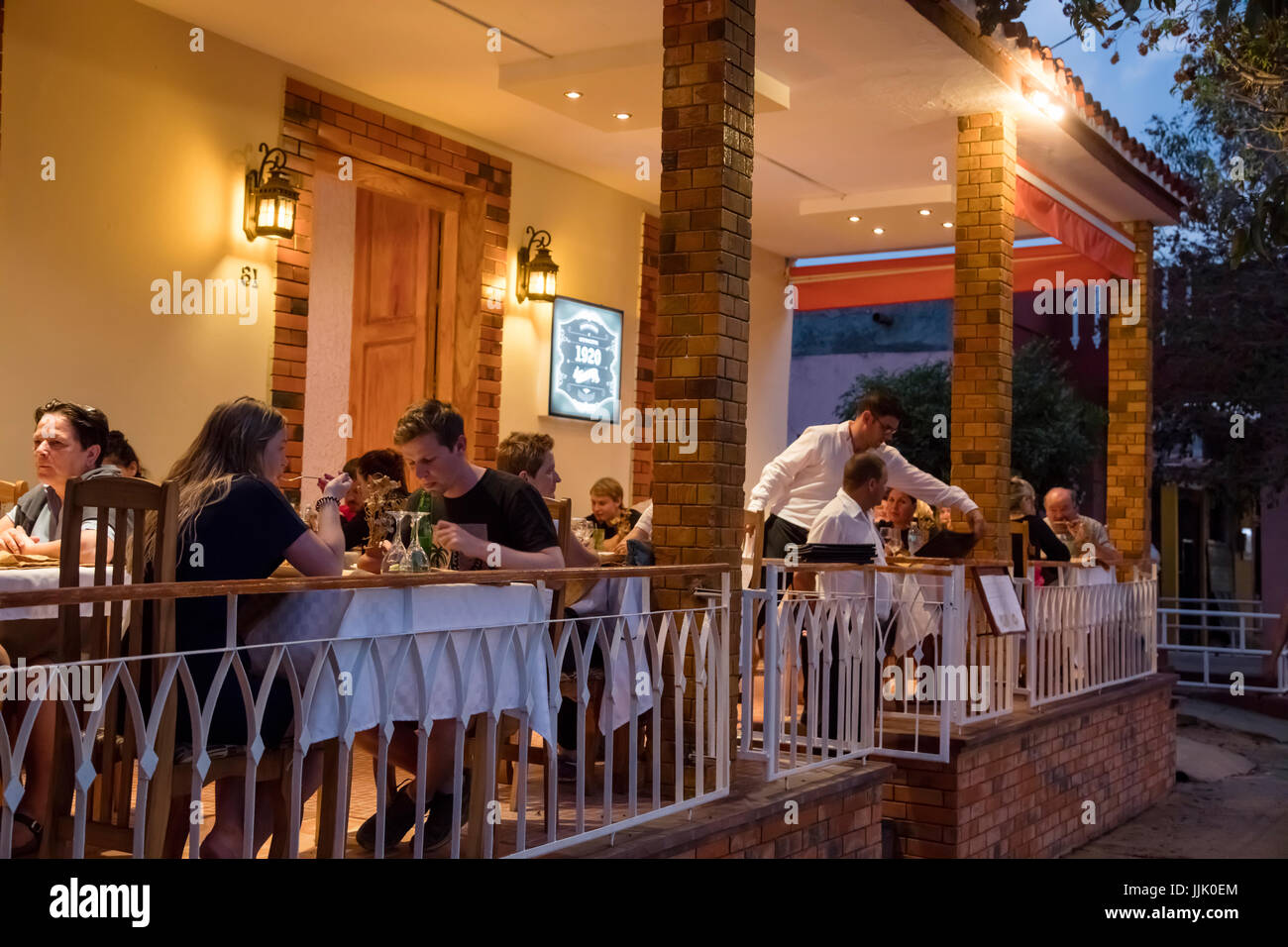 Restaurants sind durch die vielen Touristen gedeihen, die Vinales Nationalpark - VINALES, PINAR DEL RIO, Kuba zu besuchen Stockfoto