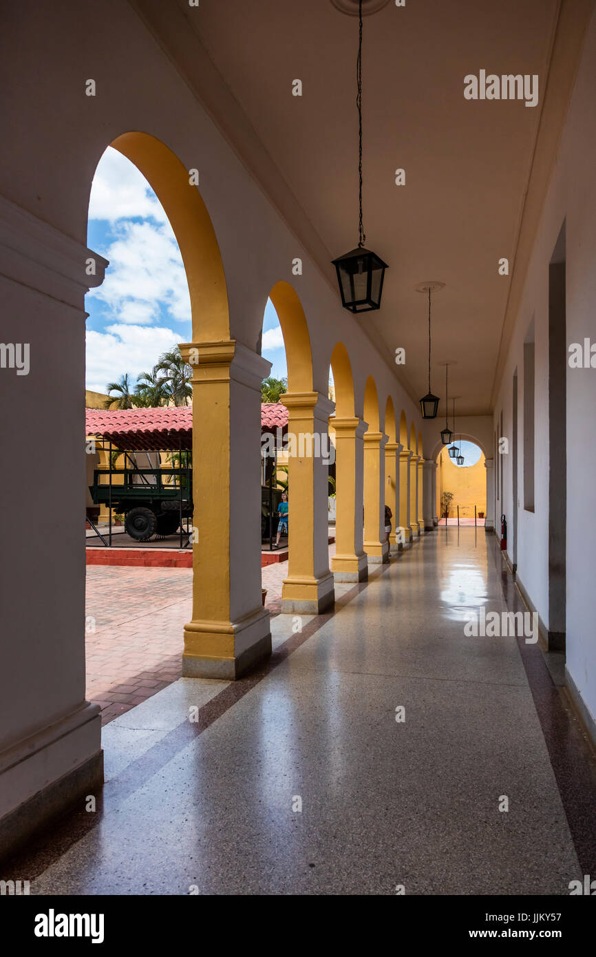Das ehemalige Kloster DE SAN FRANCISCO ASIS ist heute das MUSEO NACIONAL DE LA LUCHA CONTRA BANDIDOS - TRINIDAD, Kuba Stockfoto