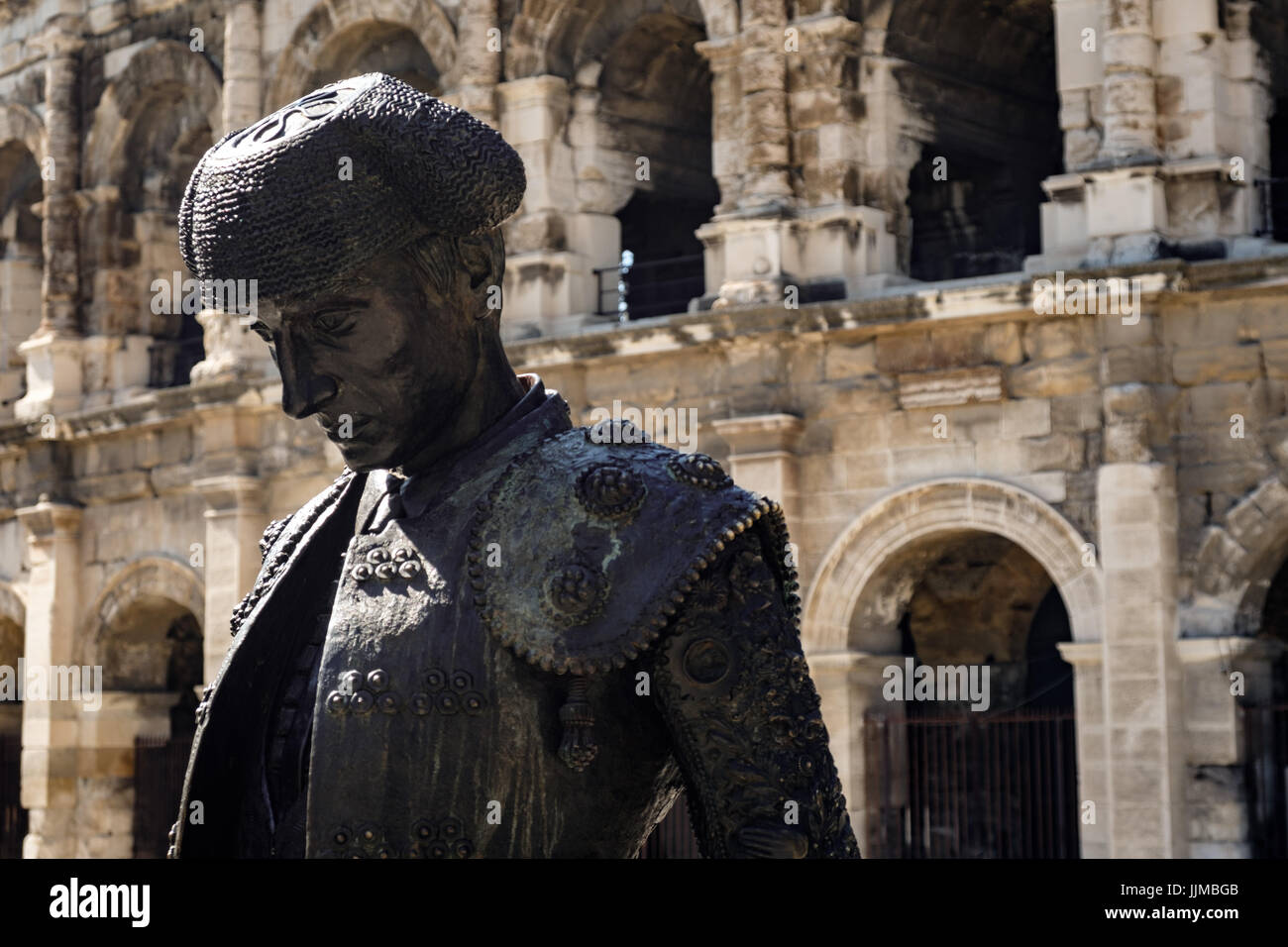 Detail einer Statue von Nimeño II, einem französischen Torero, vor der Arena von Nîmes, Frankreich. Stockfoto