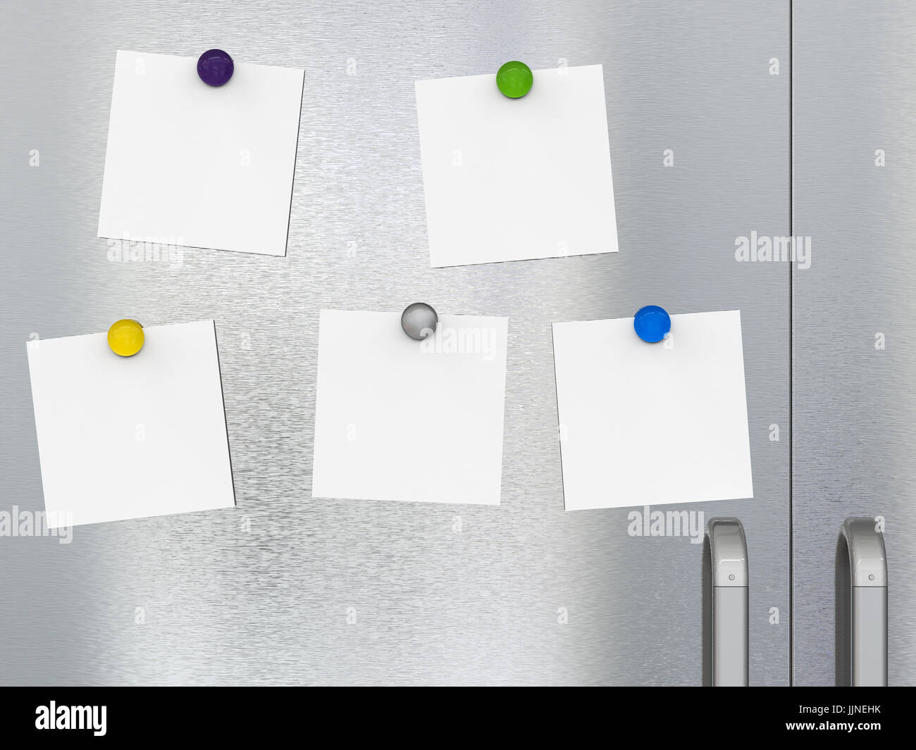 3D Rendering fünf leere Noten mit Kühlschrank-Magnete auf Kühlschranktür Stockfoto