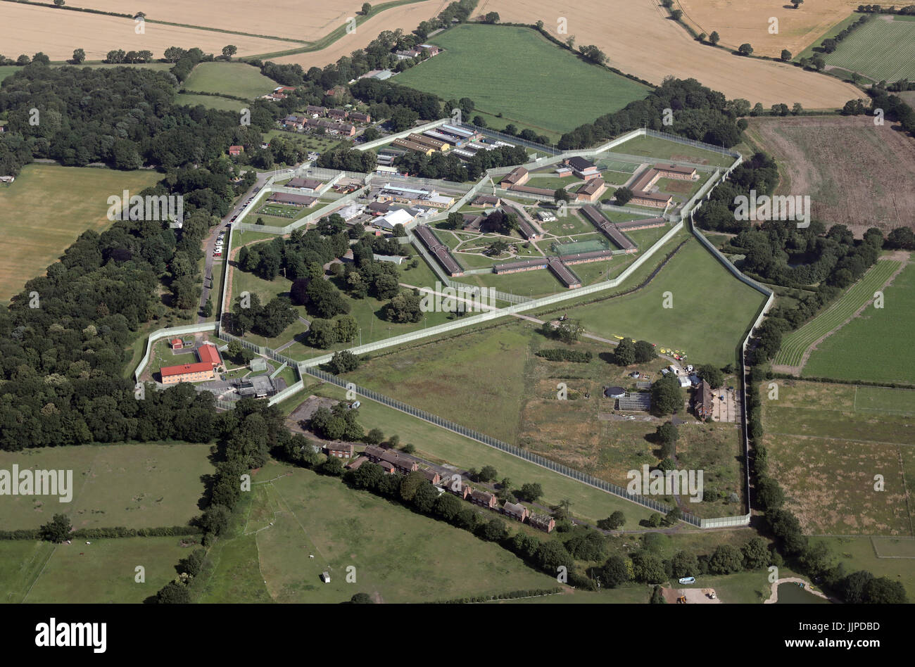 Luftaufnahme des IRC Morton Hall, Einwanderung Haftanstalt, in der Nähe von Lincoln, UK Stockfoto