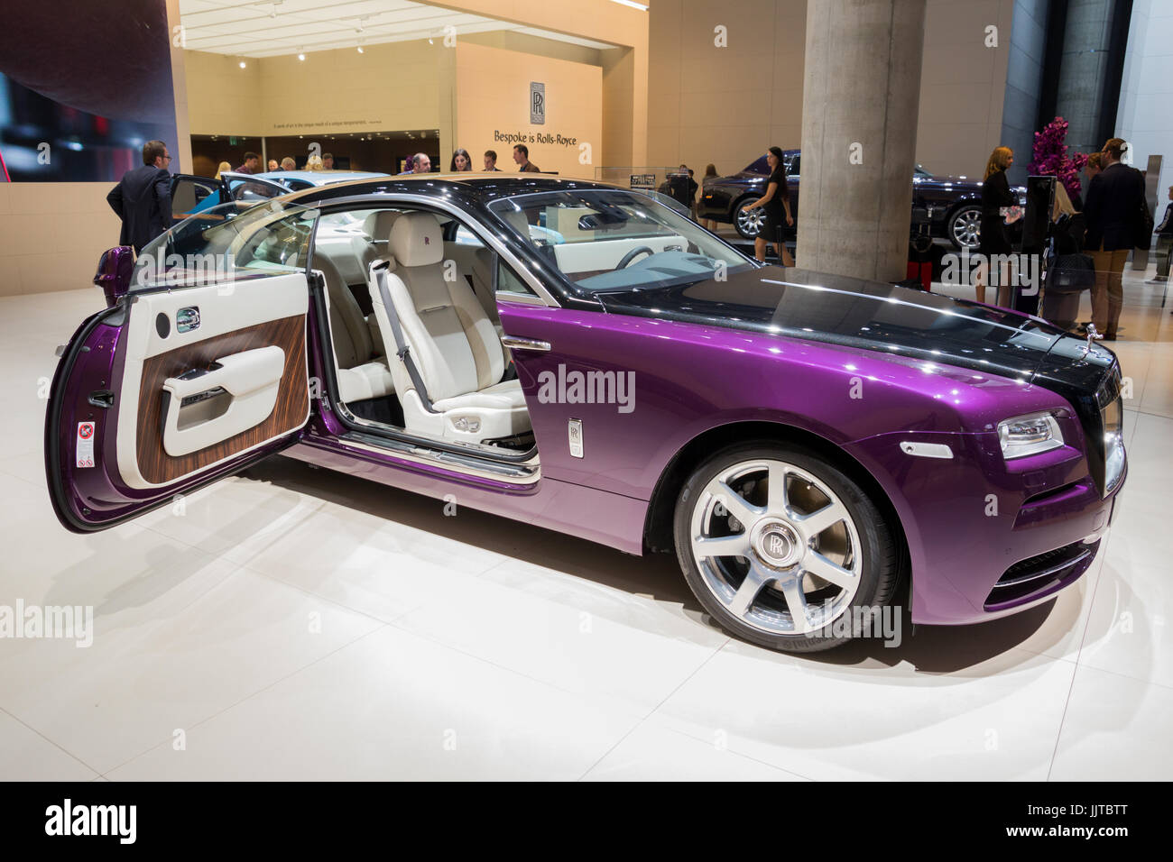 FRANKFURT, GERMANY - SEP 13, 2013: Rolls-Royce Wraith Auto auf der IAA Frankfurt. Stockfoto
