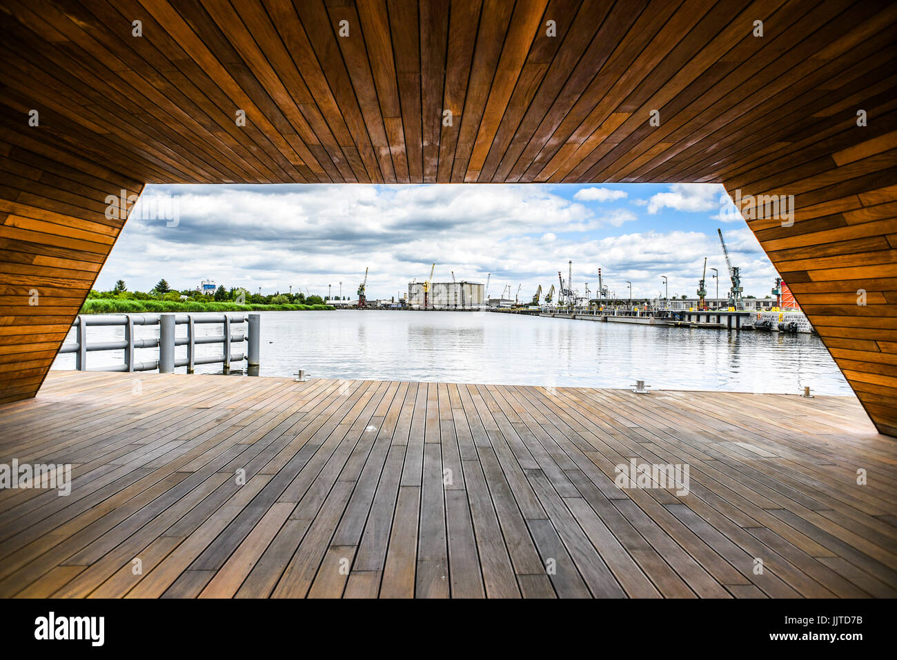 Blick auf den Hafen von Marina-Brücke bis Szczecin-Einzugsgebiet Stockfoto