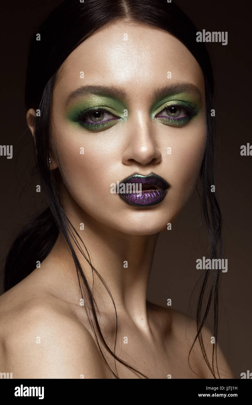 Green Makeup Stockfotos Und Bilder Kaufen Alamy
