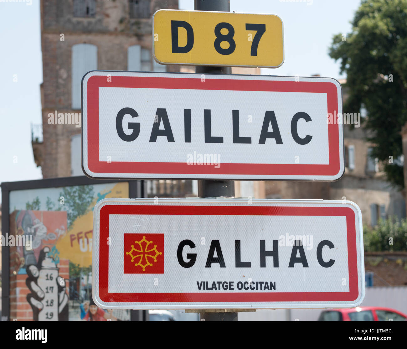 Stadt unterzeichnet in Französisch Occitan und Gaillac oder Galhac, Midi-Pyrénées, Frankreich Stockfoto