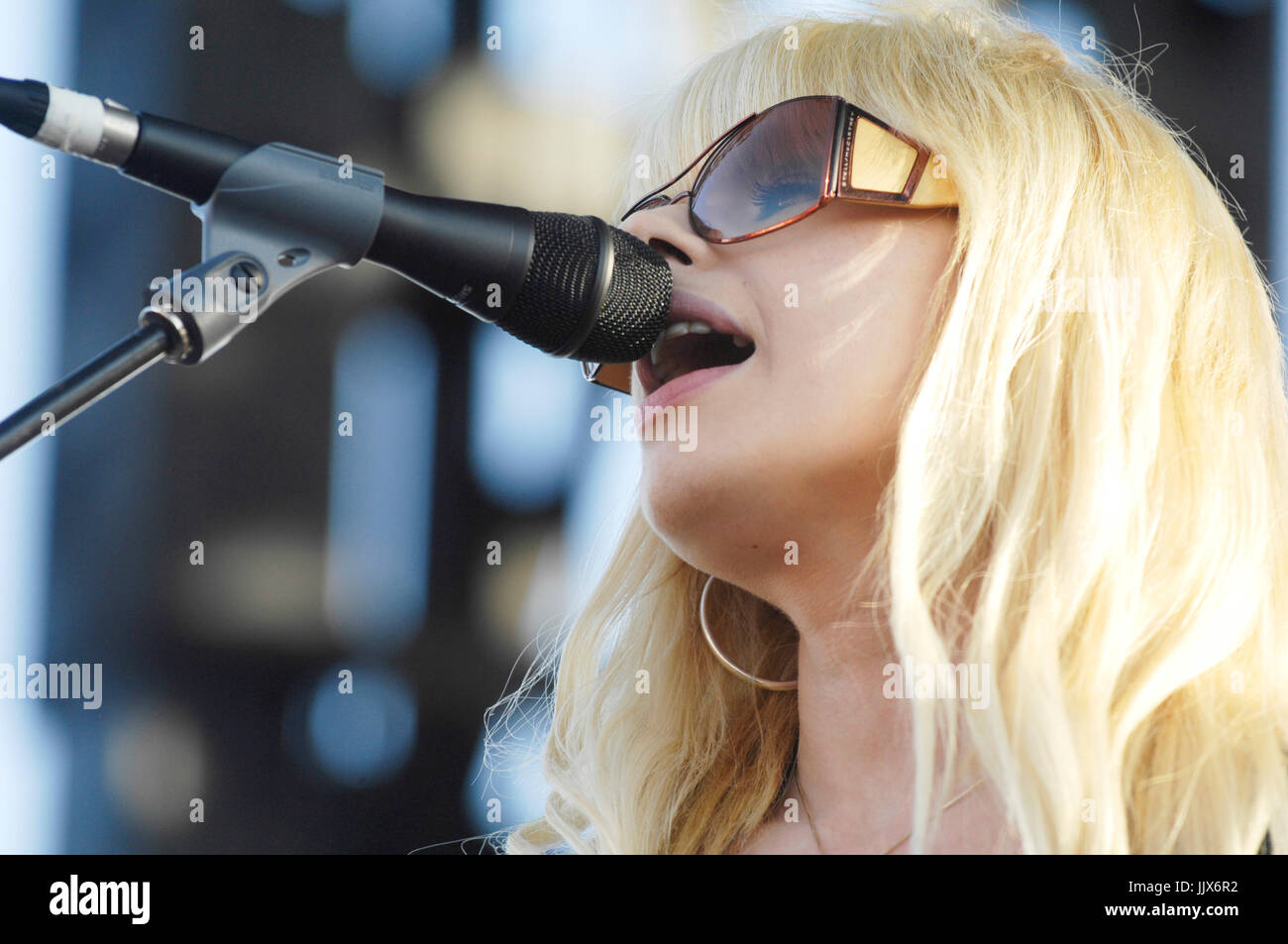 Sänger Orianthi führt Verwirren Festival - Tag 2 Angel Stadium März 28,2010 Anaheim. Stockfoto