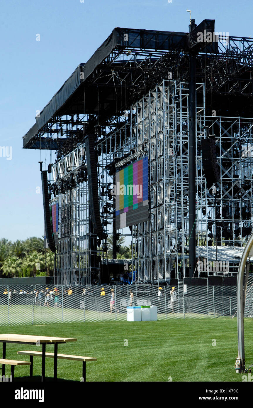 Atmosphäre 2011 Coachella Musikfestival April 15,2011 Indio. Stockfoto