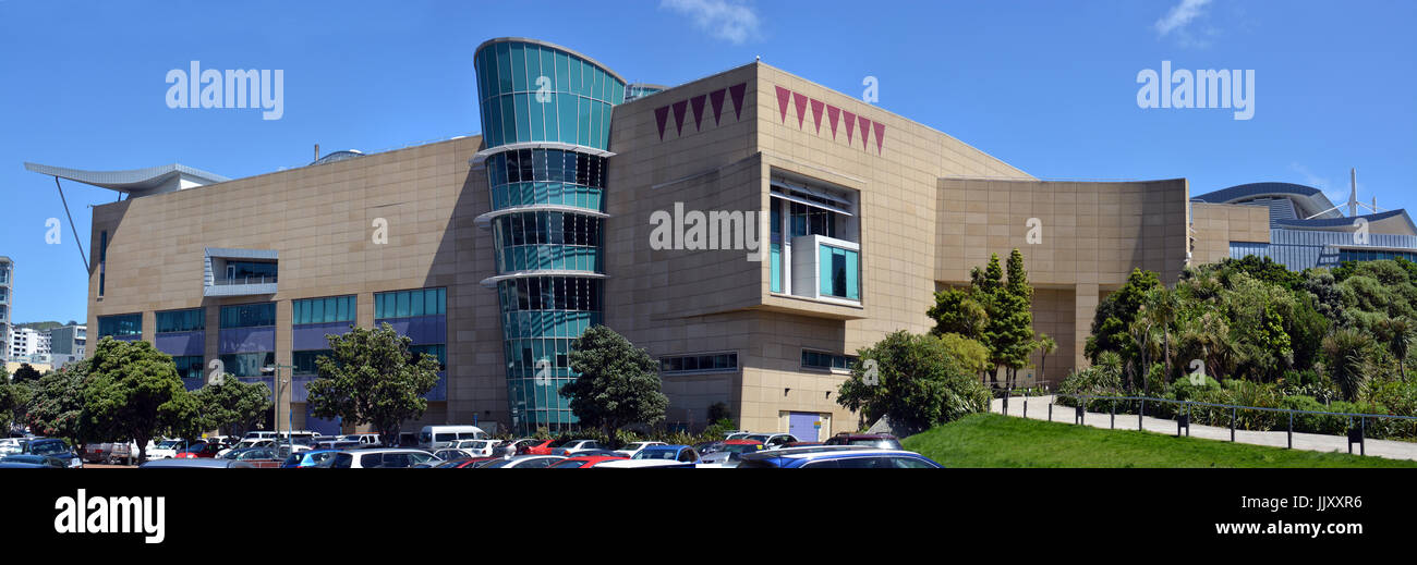 Wellington, New Zealand - 18. November 2016: Blick von der New Zealand Te Papa Tongarewa Museum Gebäude an der Uferpromenade in Wellington. Stockfoto