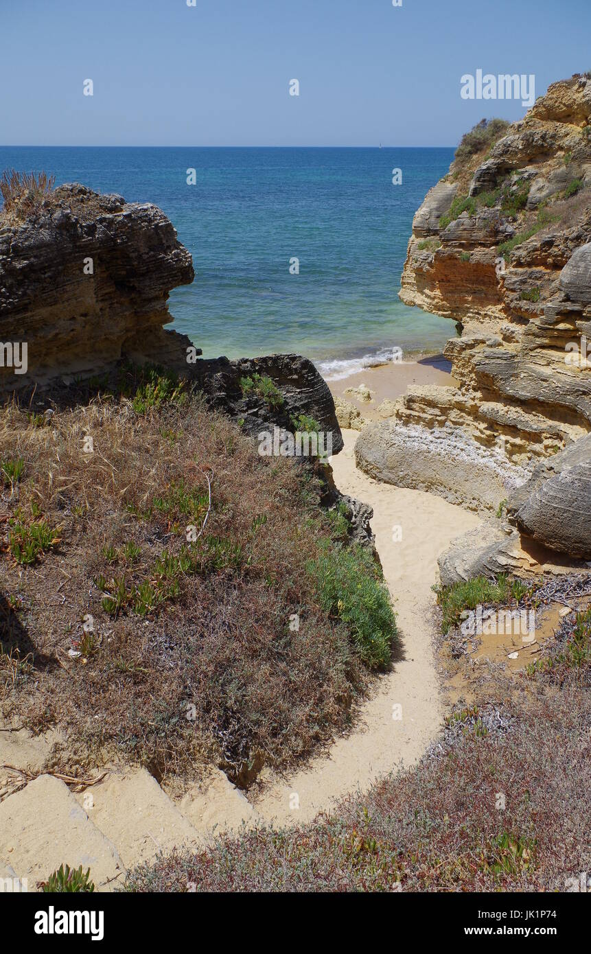 Olhos De Agua Strand an der Algarve, Portugal. Reise-und Ausflugsziele Stockfoto