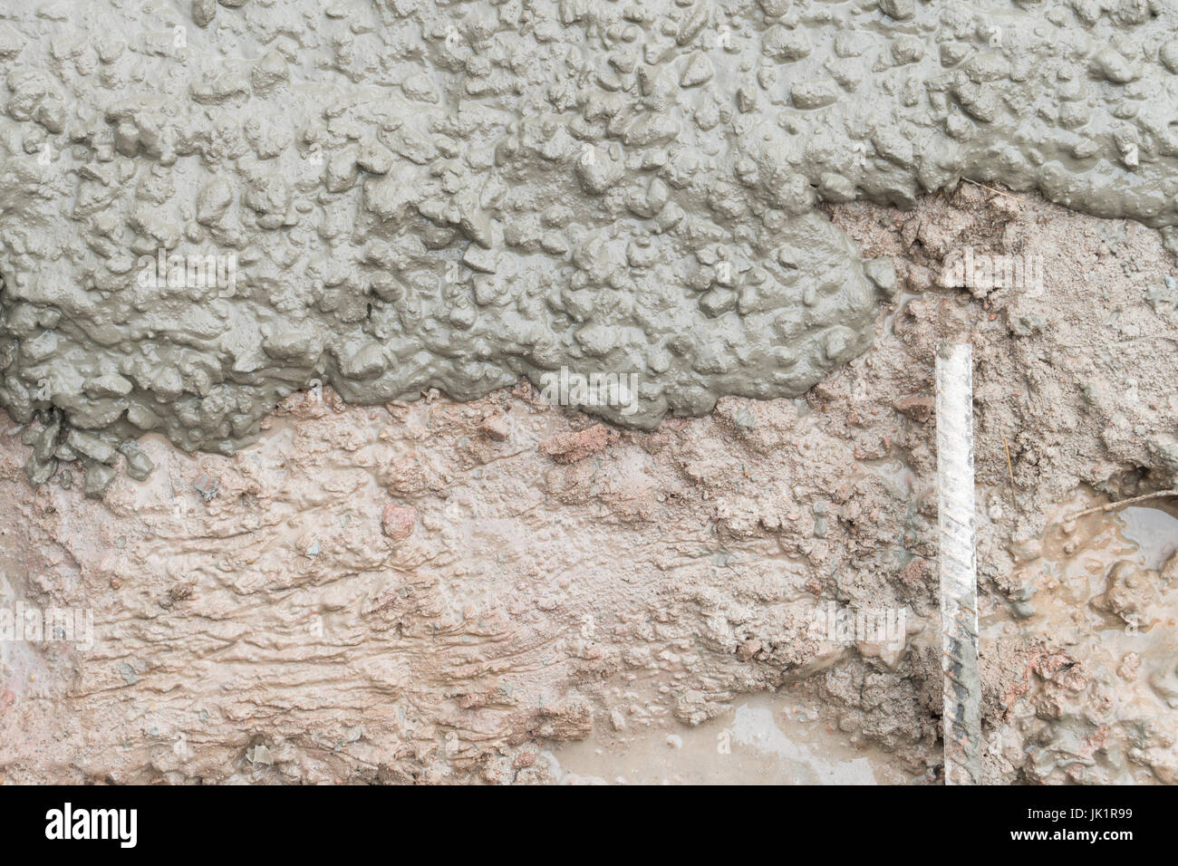 Textur von fertig gemischten Beton-Zement-Mörtel. Sand und Zement Estrich  Stockfotografie - Alamy