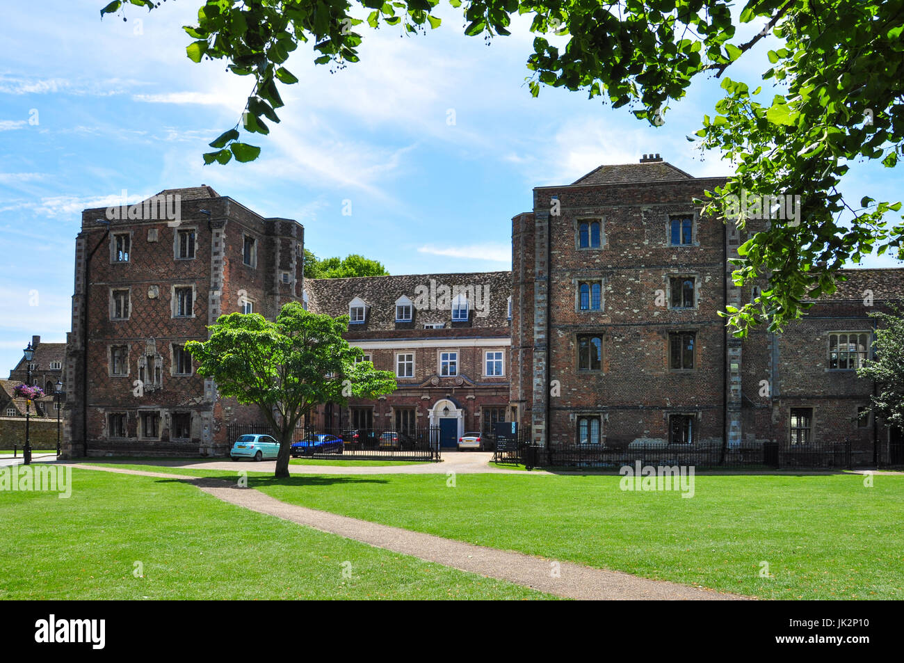 Altes Schloss (jetzt Teil von Ely King School), grüne Palast, Ely, Cambridgeshire, England, UK Stockfoto