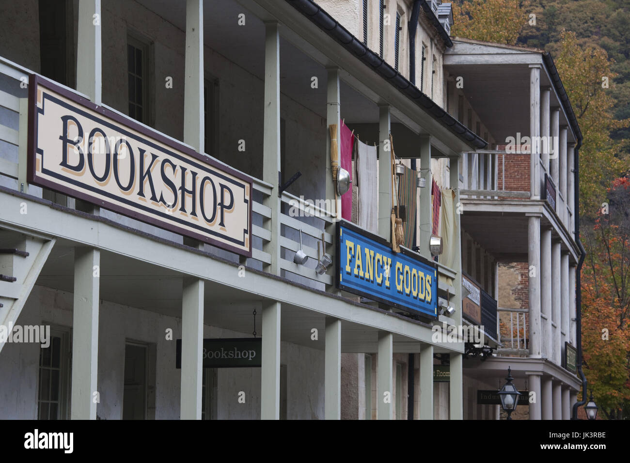 USA, West Virginia, Harpers Ferry, Harpers Ferry National Historic Park, Buchhandlung und Industriemuseum, außen Stockfoto