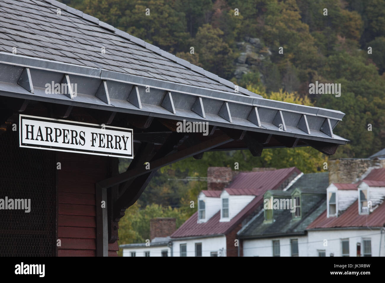 USA, West Virginia, Harpers Ferry, Harpers Ferry National Historic Park, train Station Zeichen Stockfoto