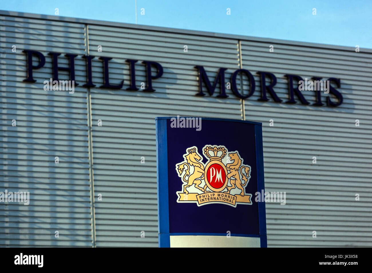 Tabak Fabrik, Philip Morris International, Logo, Schilder, Tschechische Republik Stockfoto