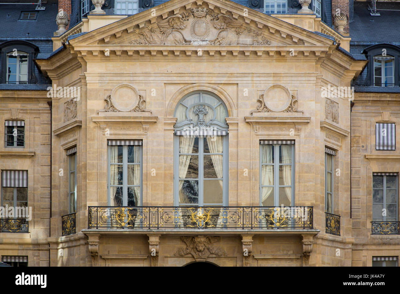 Ministerium für Kultur und Kommunikation Gebäude angebracht, Palais Royal, Paris Frankreich Stockfoto