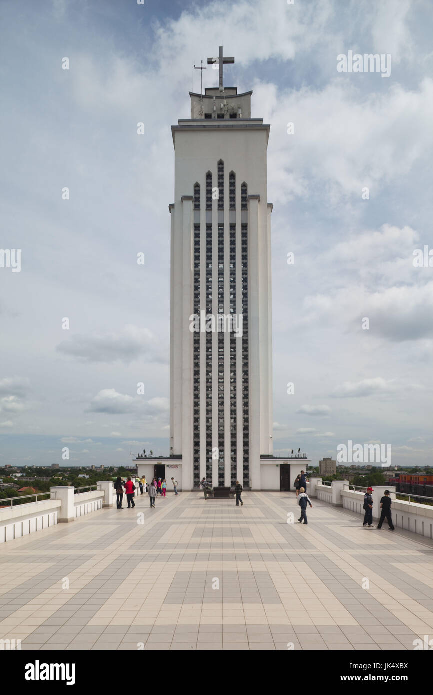 Litauen, Mittellitauen, Kaunas, Christi Auferstehung Basilika, Turm und Dachterrasse Stockfoto