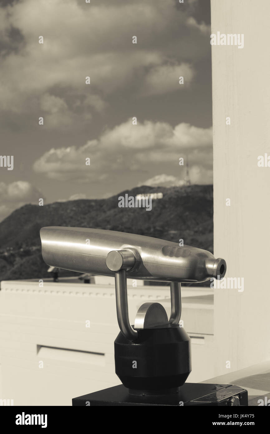 USA, California, Los Angeles, Griffith Park Observatory, Fernglas Stockfoto