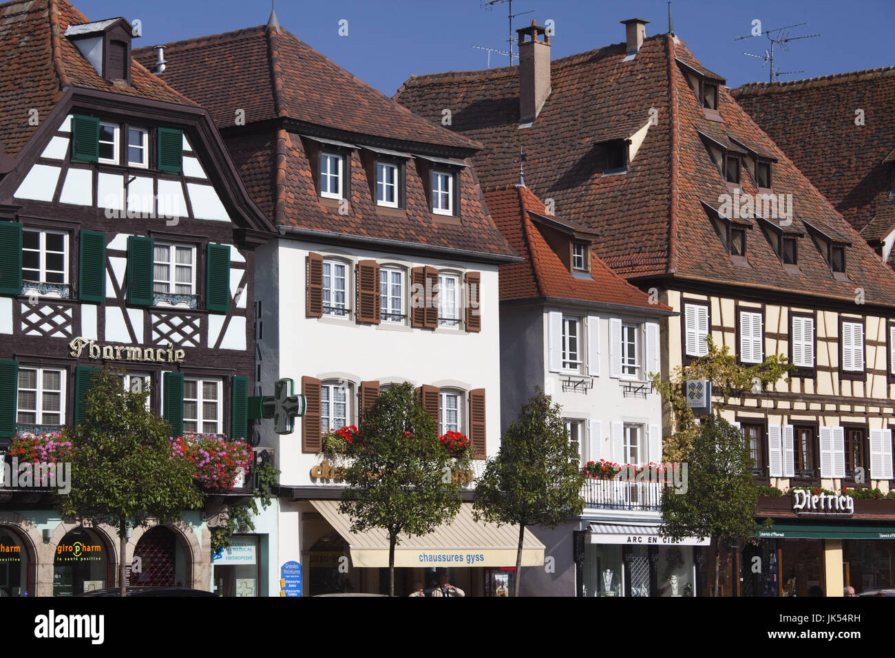 Frankreich, Bas-Rhin, Elsass, Alasatian Weinstraße, Obernai, rue du Marche, Gebäude Stockfoto