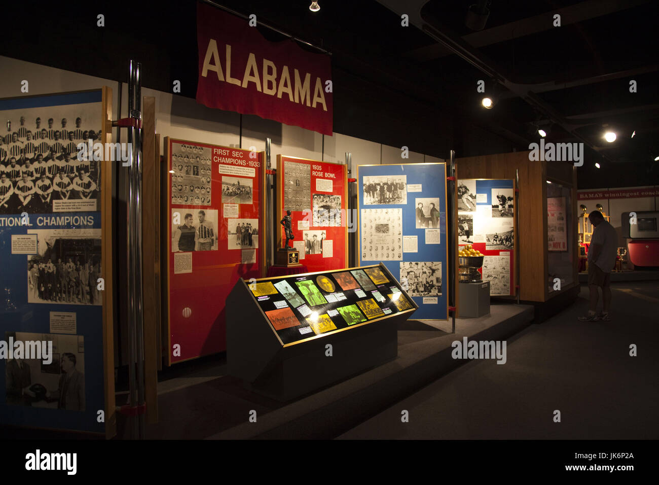 USA, Alabama, Tuscaloosa, University of Alabama, Paul "Bear" Bryant Museum Erinnerungsstücke des berühmten Fußball-Trainer von "Crimson Tide" Stockfoto