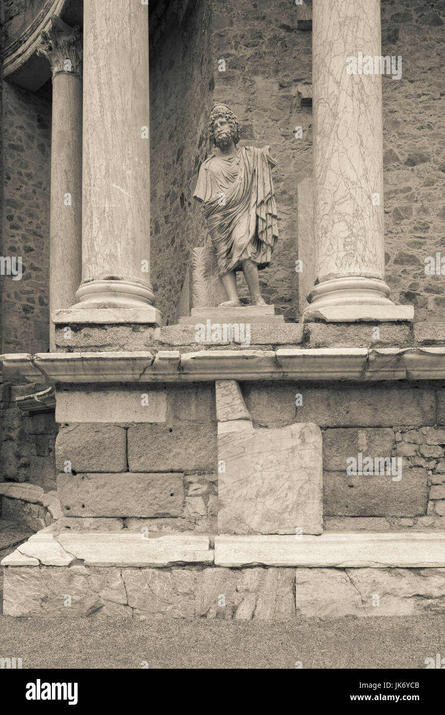 Spanien, Extremadura Region, Badajoz Provinz, Merida, Ruinen des Teatro Romano, römische Theater, 24 v. Chr. römischer Zeit Statuen Stockfoto
