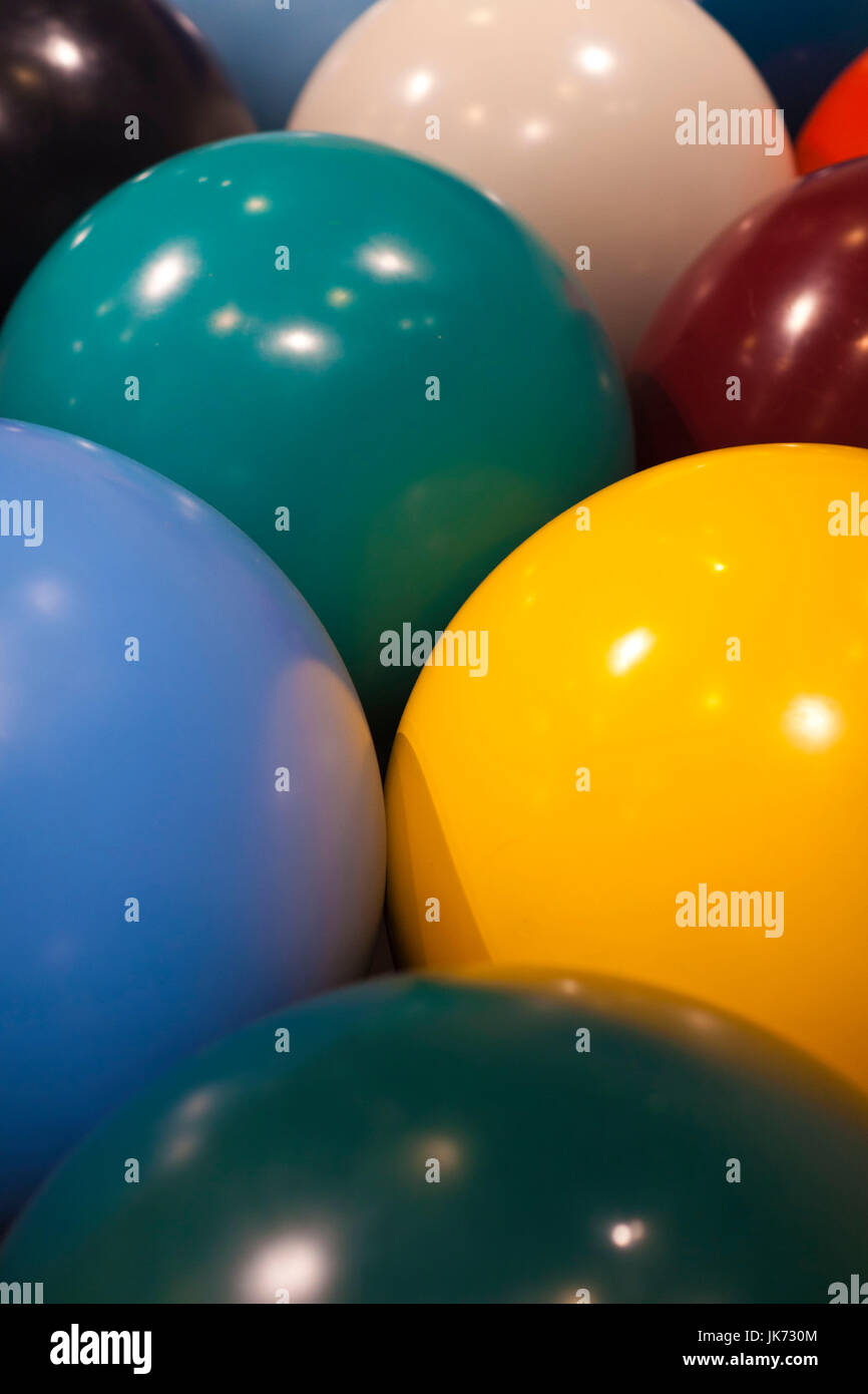 USA, California, Southern California, Los Angeles, Los Angeles County Museum of Art, LACMA, Giant Pool Balls von Claes Oldenburg Stockfoto