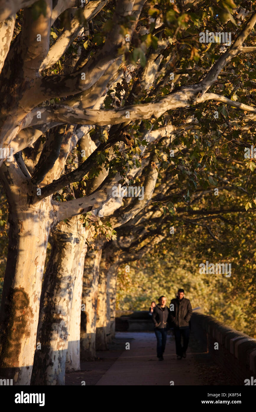 Quai lucien lombard Fotos und Bildmaterial in hoher Auflösung Alamy