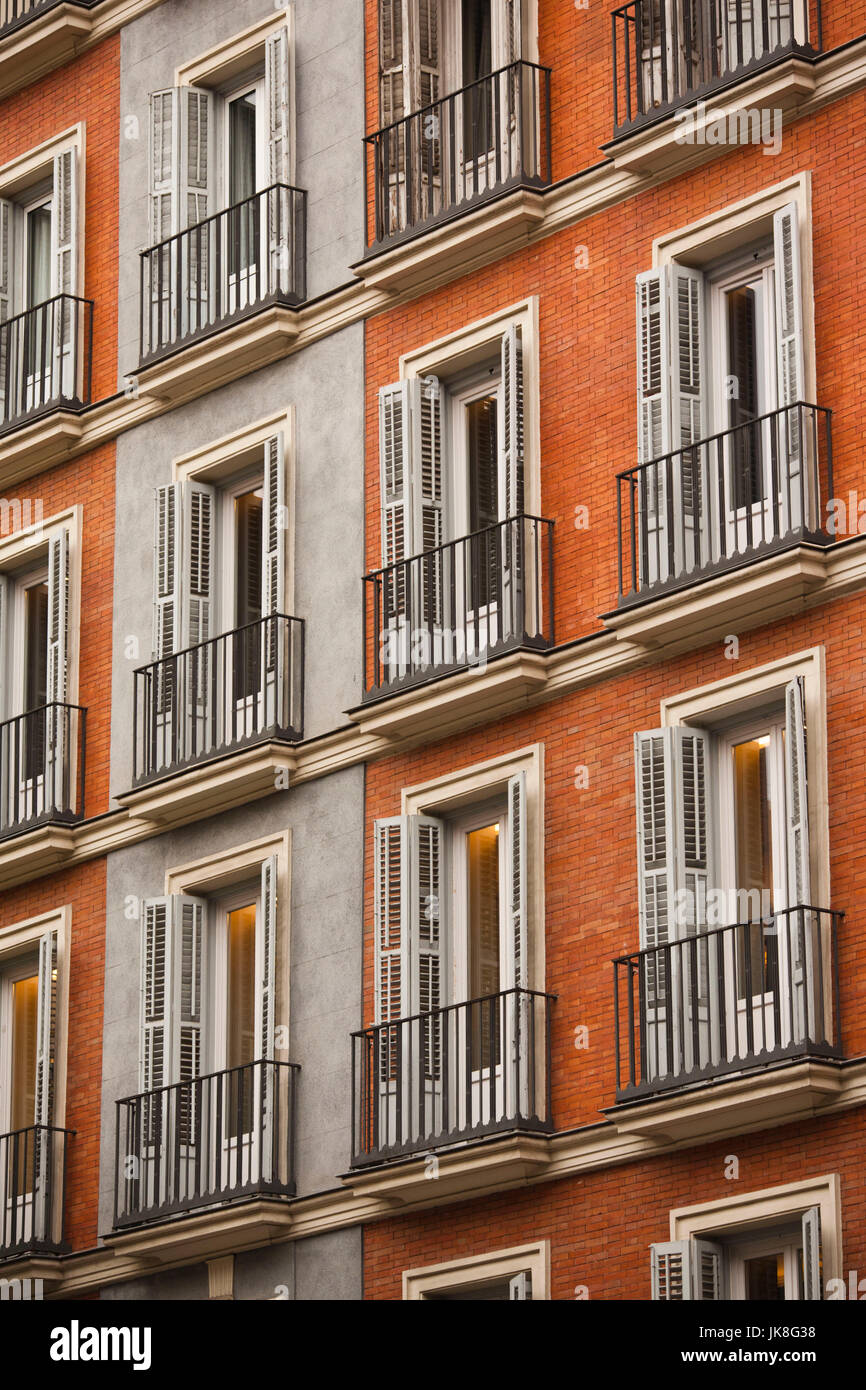 Spanien, Madrid, Salamanca Area, Calle de Jose Ortega y Gasset, exklusive Einkaufsstraße Madrids Bau detail Stockfoto