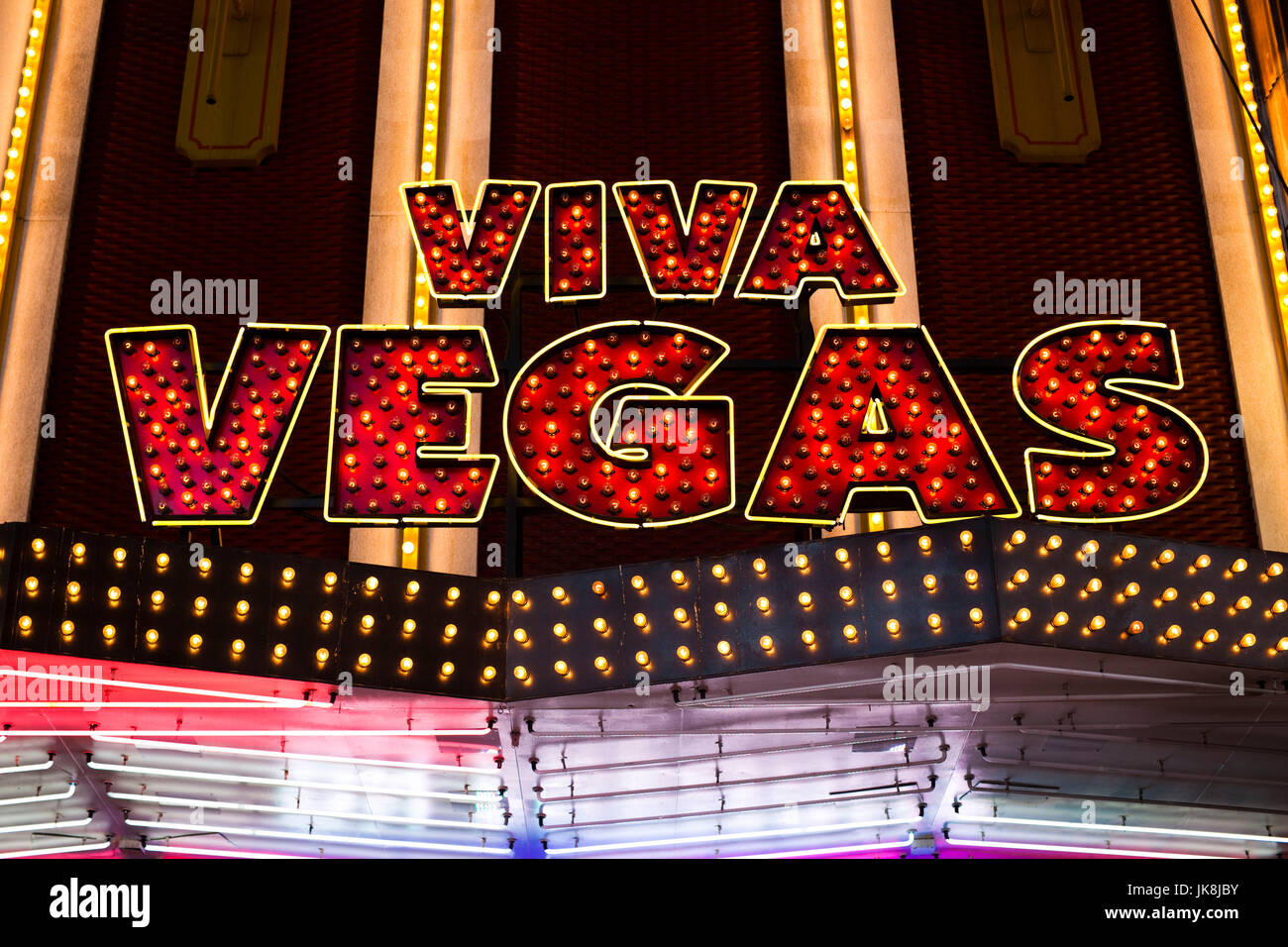 USA, Nevada, Las Vegas, Innenstadt, Fremont Street Experience, Viva Las Vegas Neon-Schild Stockfoto