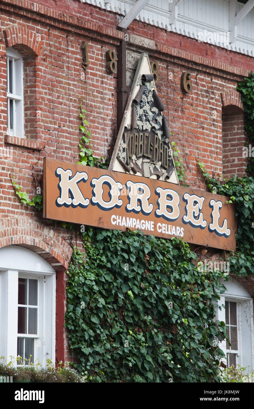 USA, California, Nordkalifornien, Russian River Wine Country, Korbel, Korbel Champagner Kellerei, außen Stockfoto