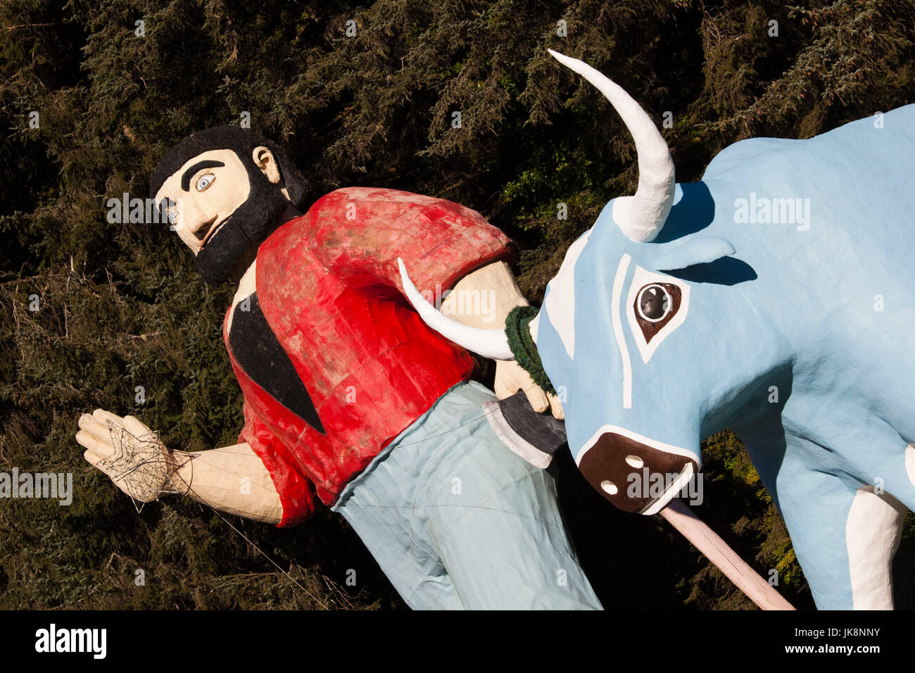 USA, California, Nordkalifornien, Nordküste, Klamath, Bäume of Mystery park, Statue von Paul Bunyan ein Babe die Blue Ox Stockfoto