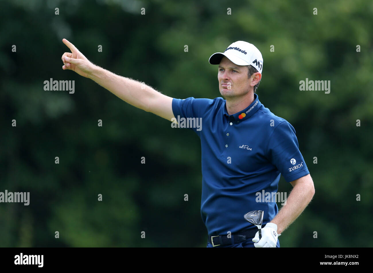 Englands Justin Rose zeigt sich vom 5. Abschlag während des dritten Tages der Open Championship 2017 im Royal Birkdale Golf Club, Southport. DRÜCKEN SIE VERBANDSFOTO. Bilddatum: Samstag, 22. Juli 2017. Siehe PA Geschichte GOLF Open. Das Foto sollte lauten: Richard Sellers/PA Wire. Stockfoto