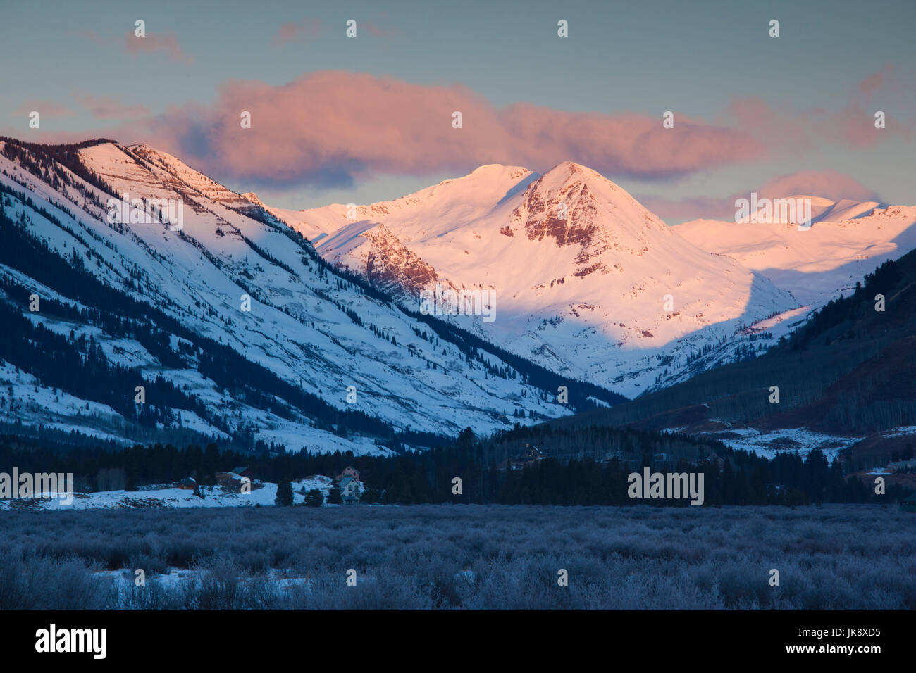USA, Colorado, Crested Butte, Ruby Range Mountains, dawn Stockfoto