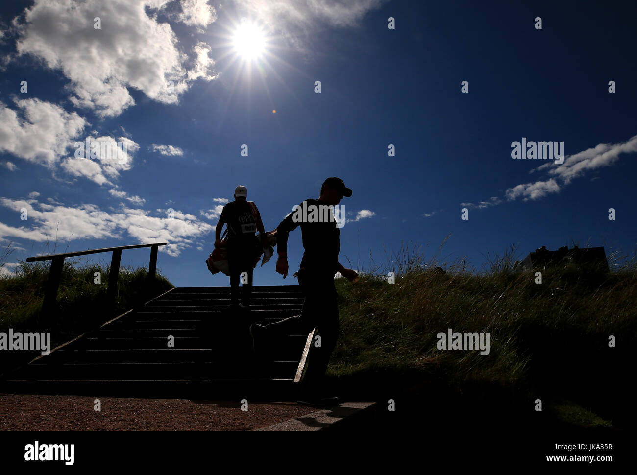 Northern Ireland Rory McIlroy macht seinen Weg zwischen den Löchern tagsüber drei The Open Championship 2017 im Royal Birkdale Golf Club, Southport. Stockfoto