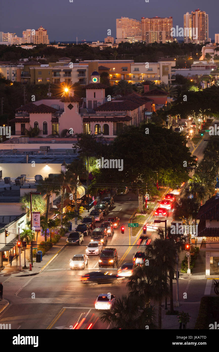 USA, Florida, Fort Lauderdale, Las Olas Boulevard, erhöhten Blick am Abend Stockfoto