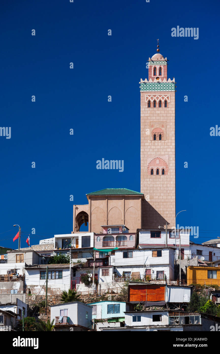 Chile, Coquimbo, erhöhte Stadtansicht mit Mohammed VI Kulturzentrum Stockfoto