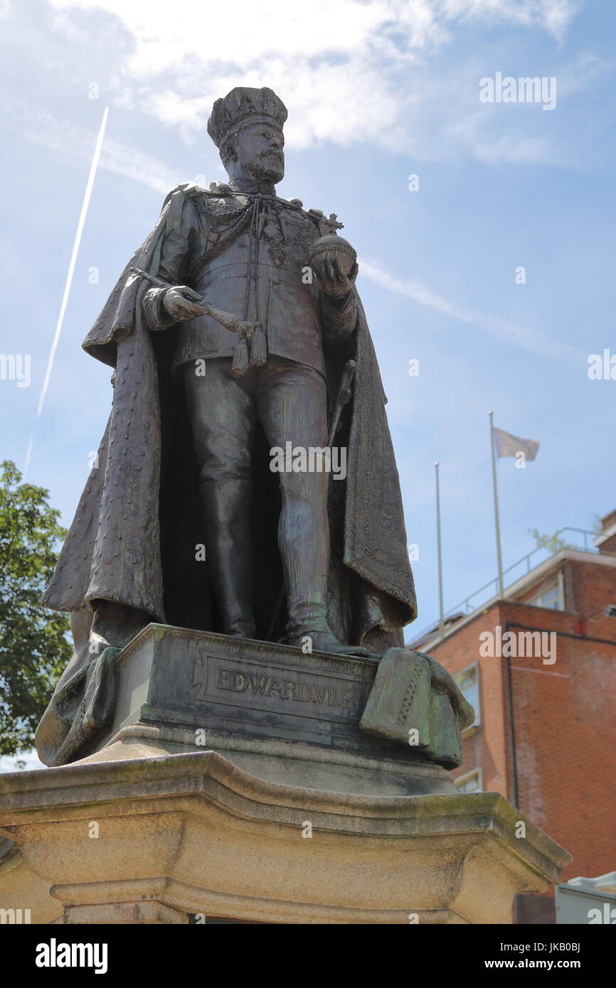 Die Statue von König Edward VII Auslesestation, UK Stockfoto