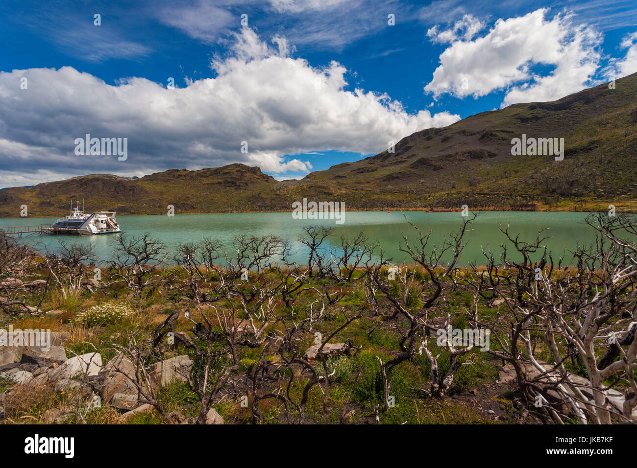 Chile, Magallanes Region, Torres del Paine Nationalpark, Lago Pehoe, See Fähre Stockfoto