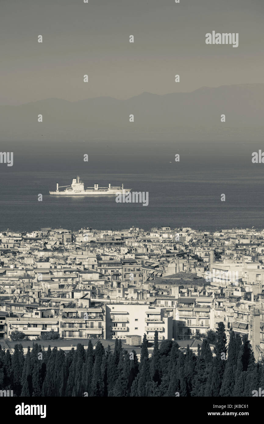 Griechenland, Mazedonien Zentralregion, Thessaloniki, erhöhten Blick auf die Stadt von der Oberstadt mit dem Olymp in der Ferne Stockfoto