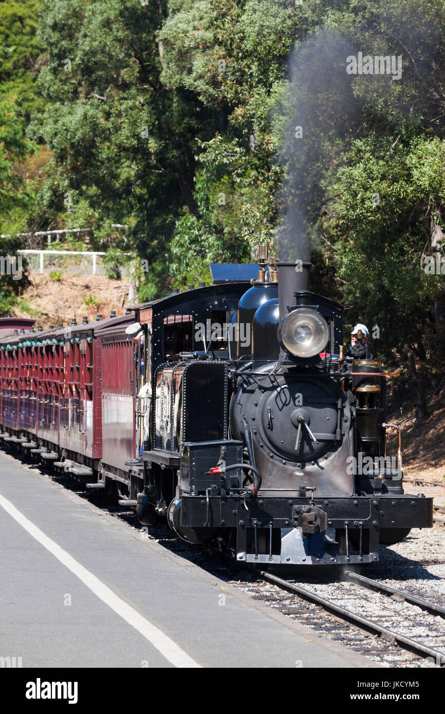 Australien, Victoria, VIC, die Dandenong reicht, Belgrave, Puffing Billy Dampfzug Stockfoto